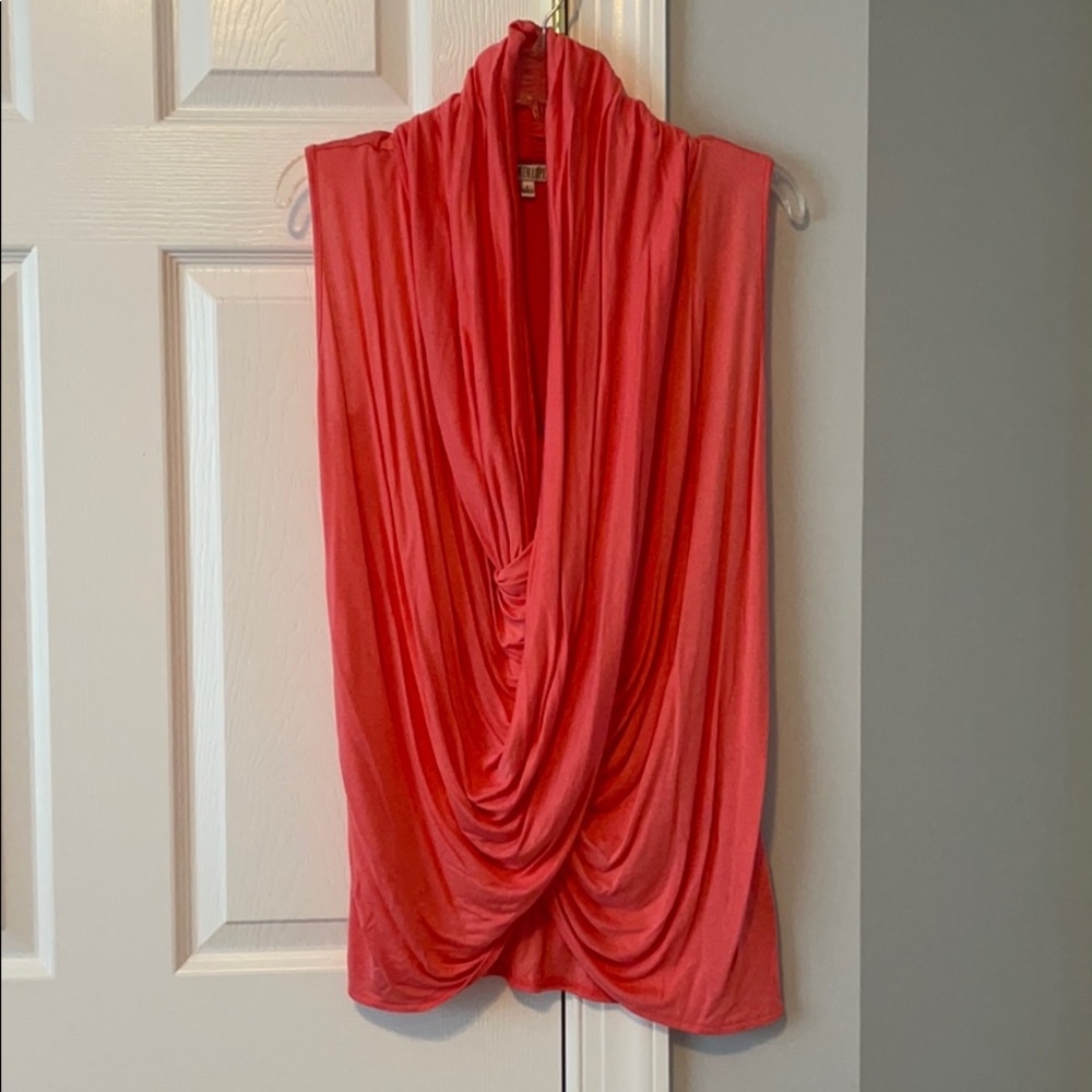 Jennifer Lopez Peach Sleeveless Tunic